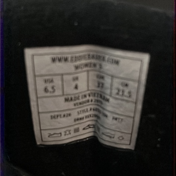 Eddie Bauer Women’s Snowfoil Boots - Picture 7 of 8